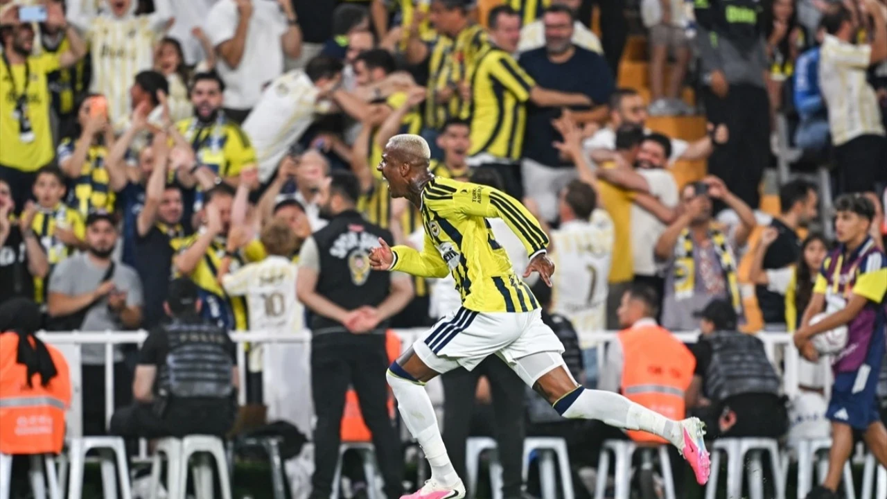 Fenerbahçe, Şampiyonlar Ligi ön elemesine galibiyetle başladı: Tek gol Anderson Talisca'dan