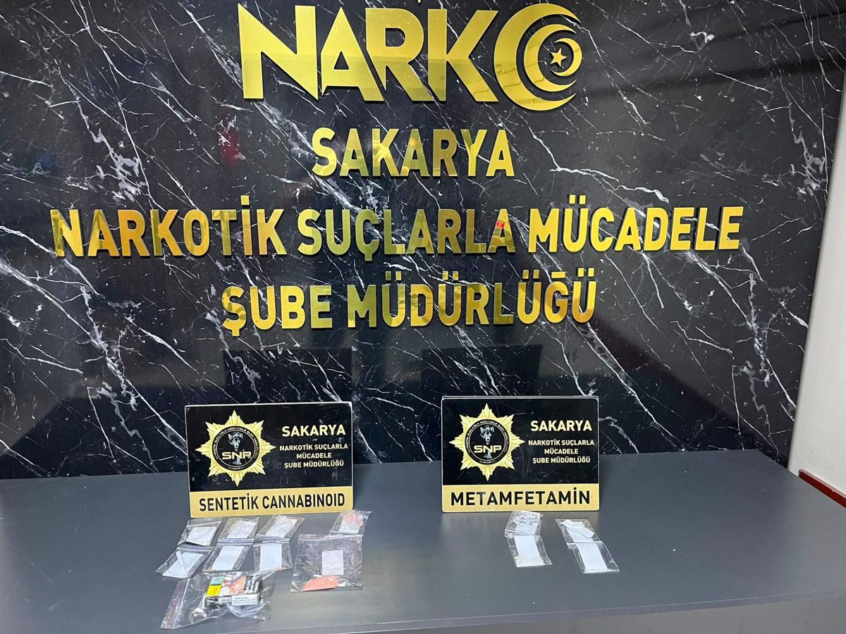 Sakarya'da uyuşturucu operasyonu: 5 gözaltı