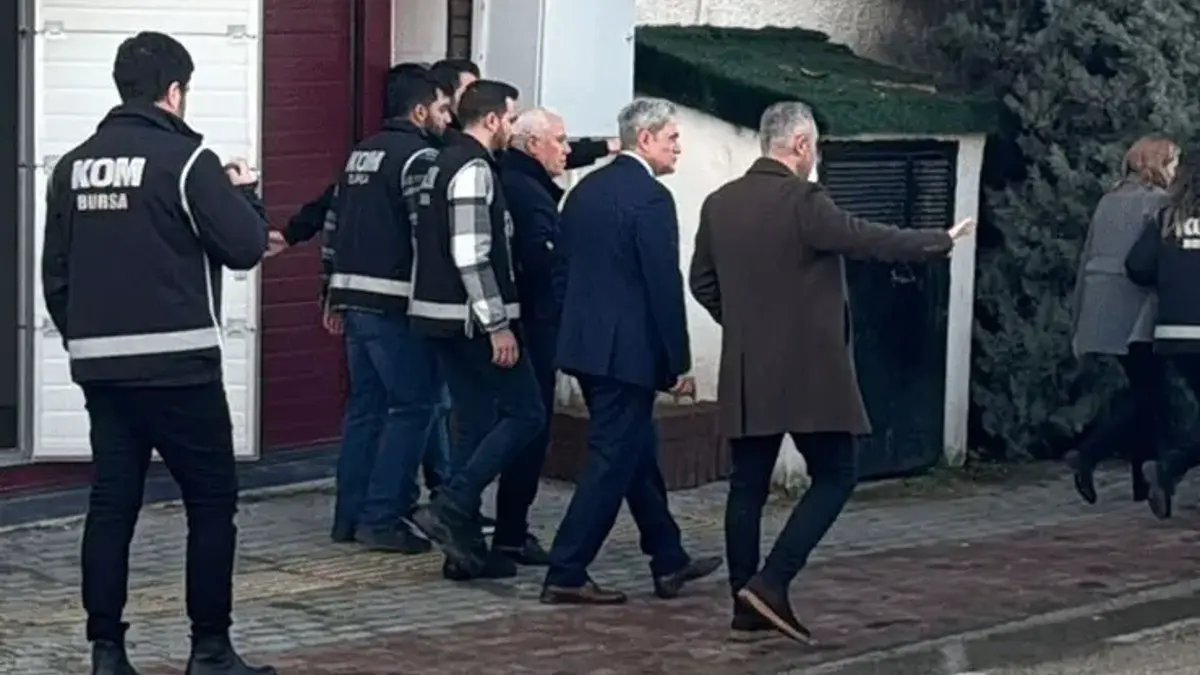Bozbey hakkındaki iddianamede yeni detaylar: 'Pasta kutusunda rüşvet'
