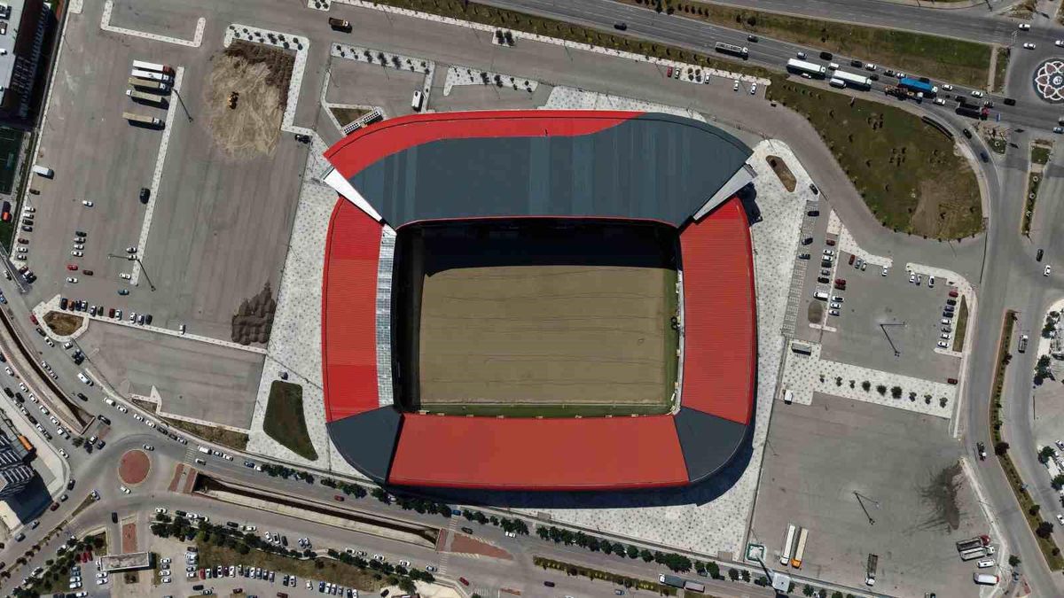Çorum Şehir Stadyumu'nda Süper Lig mesaisi