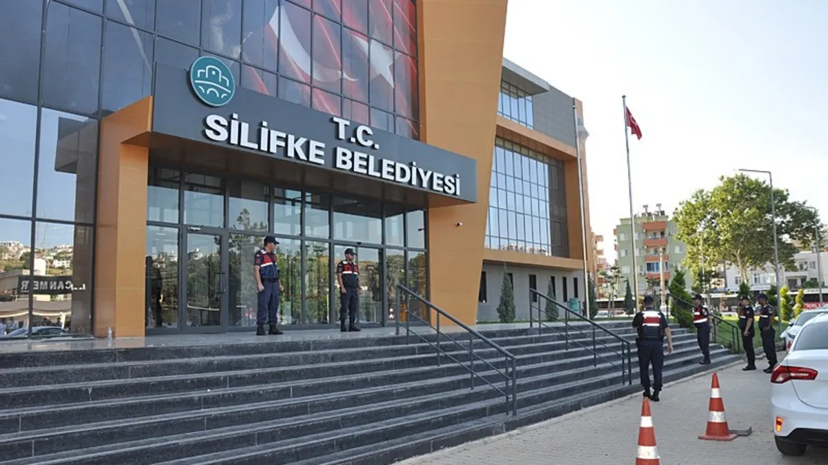 CHP'li Silifke Belediyesi operasyonunda yeni gözaltı