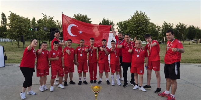 Down Sendromlu Basketbol Milli Takımı dünya ikincisi