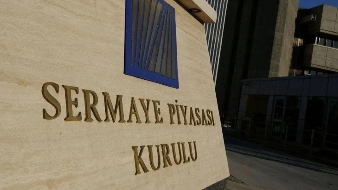 SPK'den 3 kişiye geçici işlem yasağı