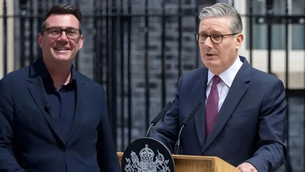 İngiltere'de Burnham dönemi: Starmer görevi devrediyor