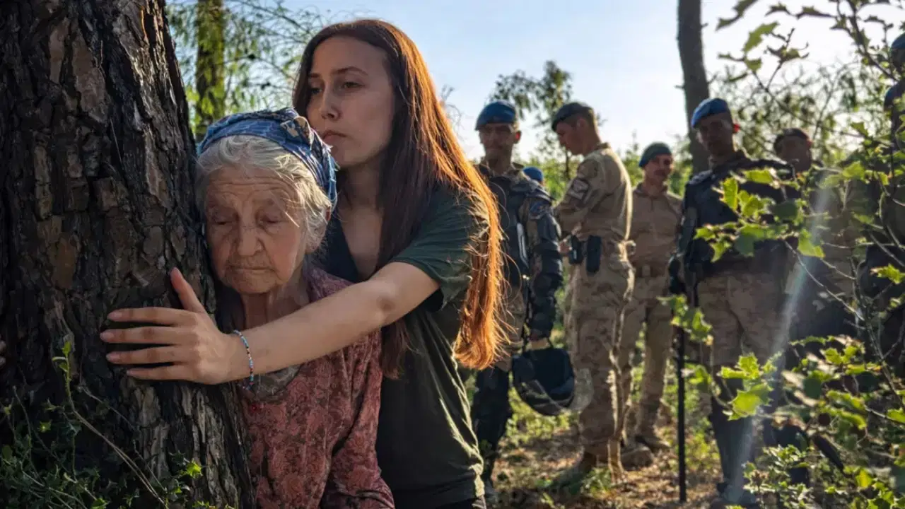 Akbelen direnişçisi Esra Işık'ın yargılandığı dava 6 Temmuz'a ertelendi