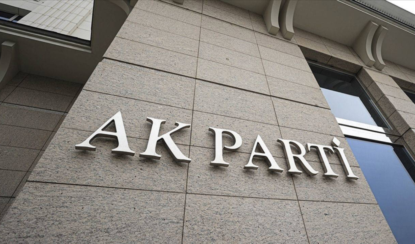 Çorum’da AKP'li ilçe başkanından gazeteciye tehdit