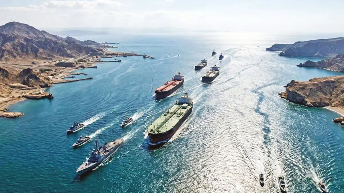 Hürmüz Boğazı gemi geçişlerine kapatıldı