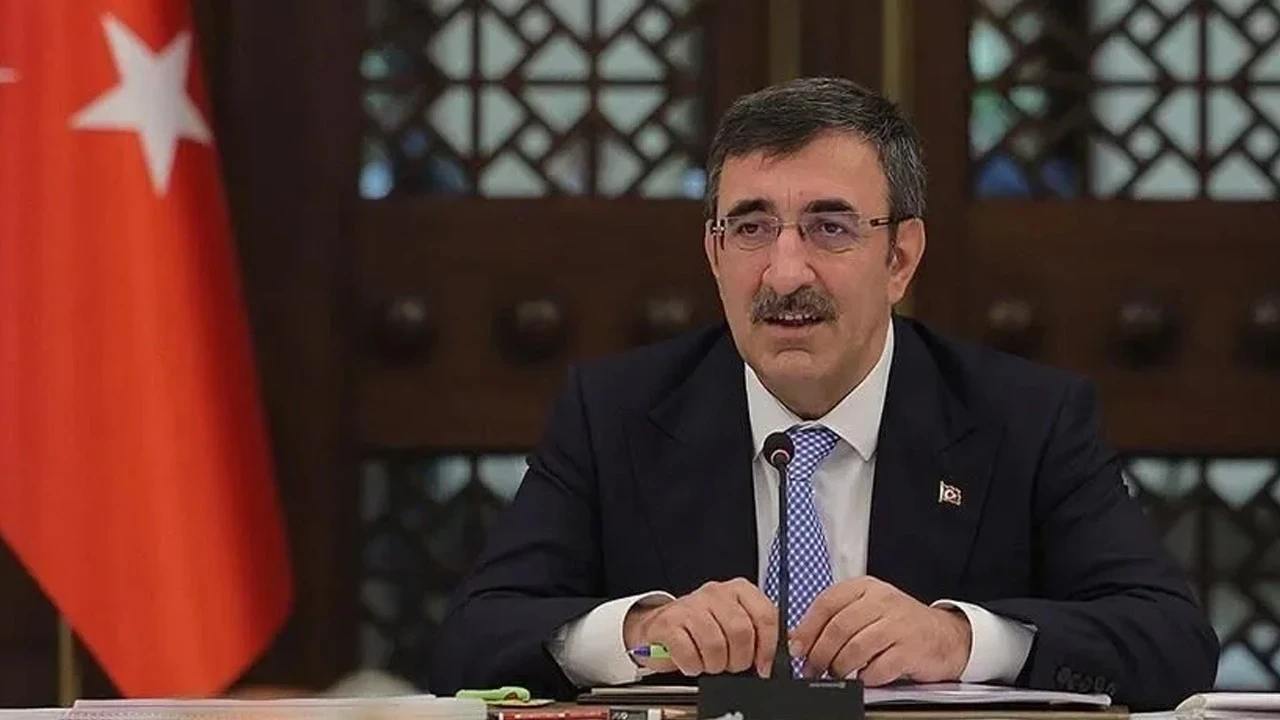 Cevdet Yılmaz, Srebrenitsa Soykırımı'nda hayatını kaybedenleri andı