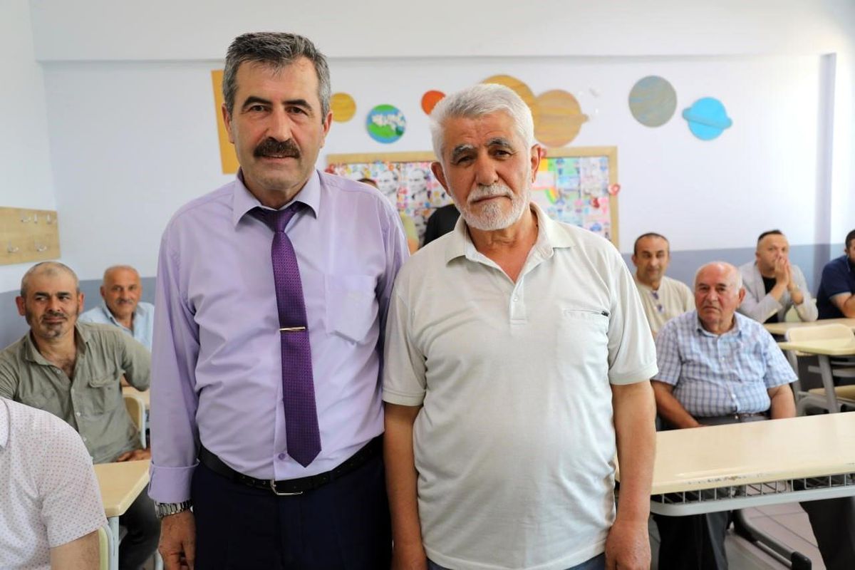 Üç nesli bir araya getiren duygu yüklü buluşma