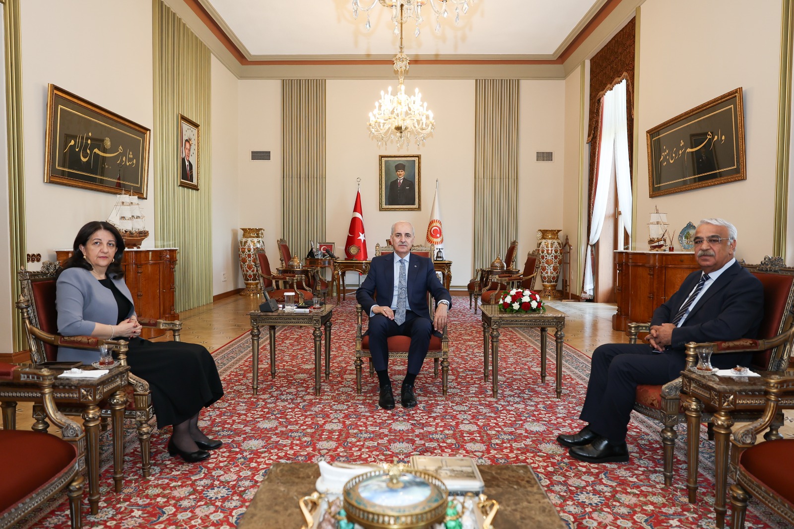 TBMM Başkanı Kurtulmuş DEM Parti İmralı heyetiyle bir araya geldi
