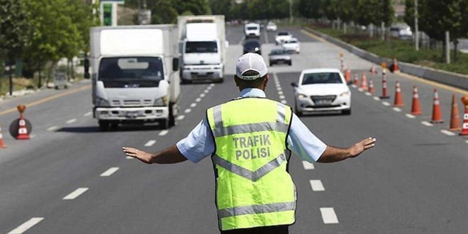 İstanbul'da hafta sonu bazı yollar trafiğe kapatılacak