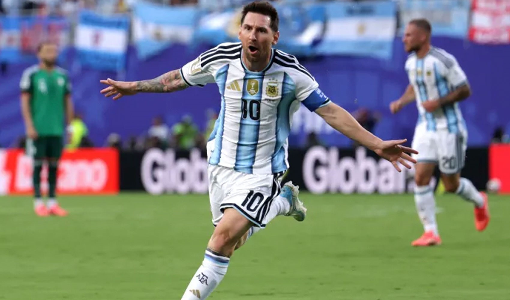 Messi’den Dünya Kupası’na hat-trickli başlangıç!