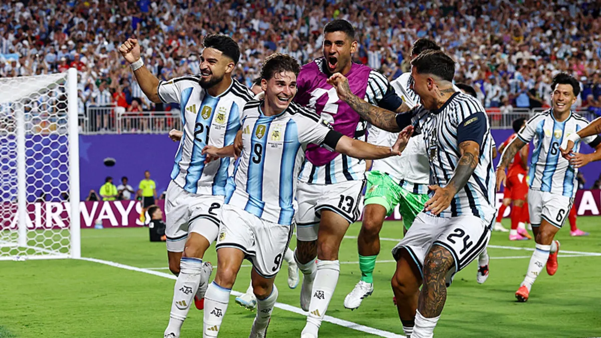 Rüyaya son! Arjantin İsviçre'yi 3-1 yenip yarı finale adını yazdırdı