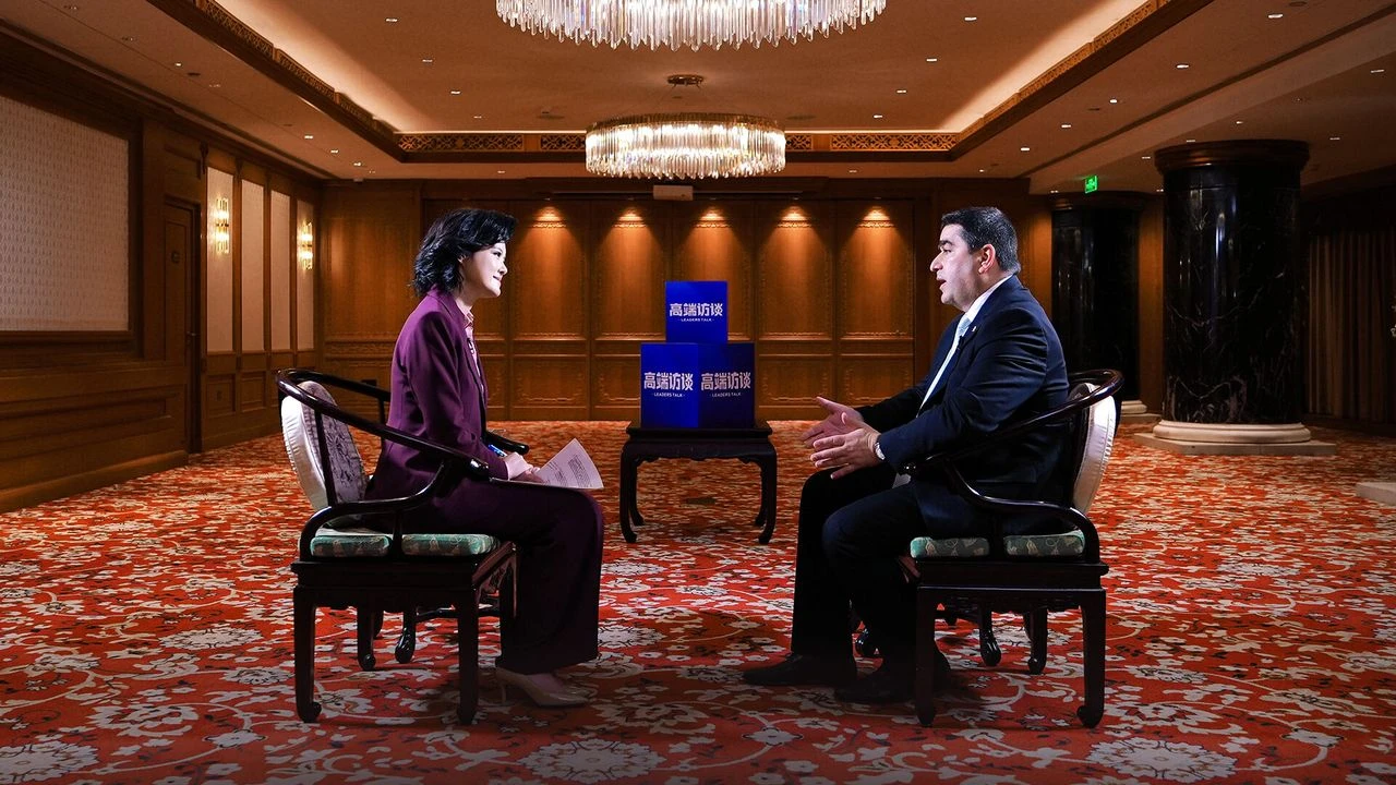 Gürcistan Meclis Başkanı Papuaşvili: Çin birçok alanda örnek oldu