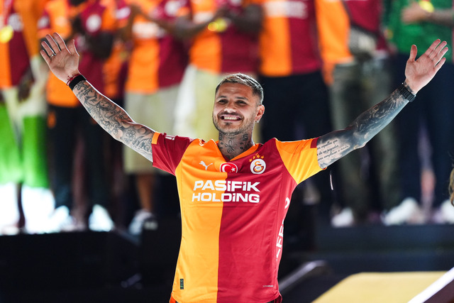 Galatasaray'dan Dusan Vlahovic bombası!