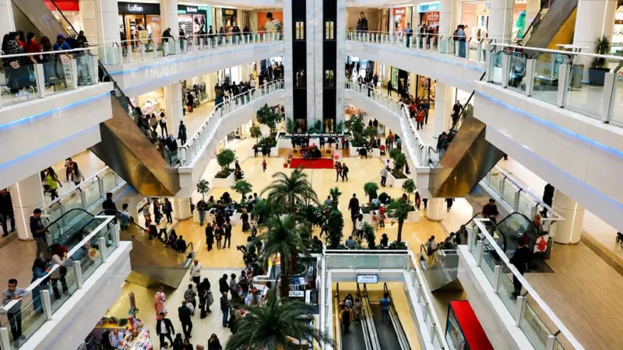 İstanbul'un dev Outlet AVM'sinin tek sahibi oldu
