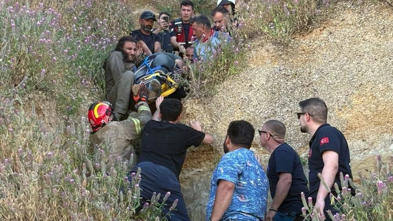 İstanbul'da yamaç paraşütü yapan 2 kişi kayalıklara çarparak yaralandı
