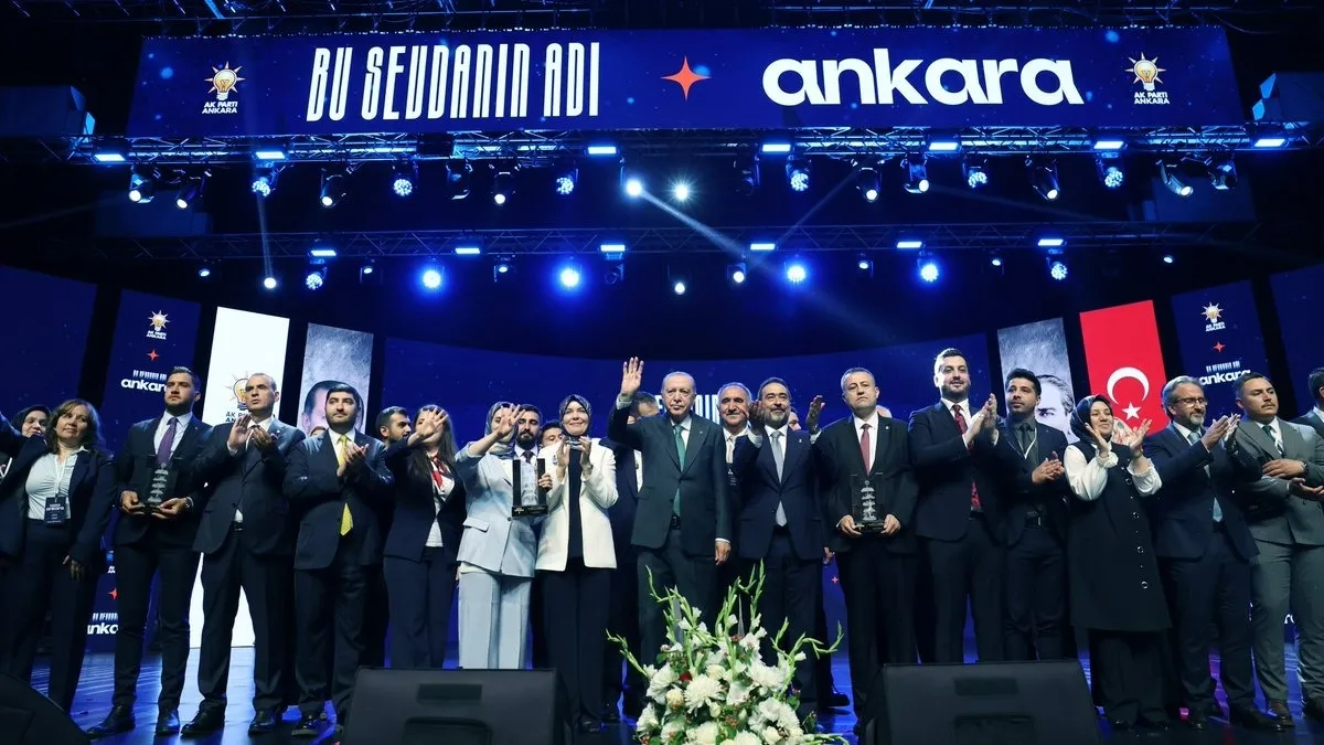 AK Parti Ankara’da tarihi eşiği aştı: Üye sayısı 1 milyonu geçti