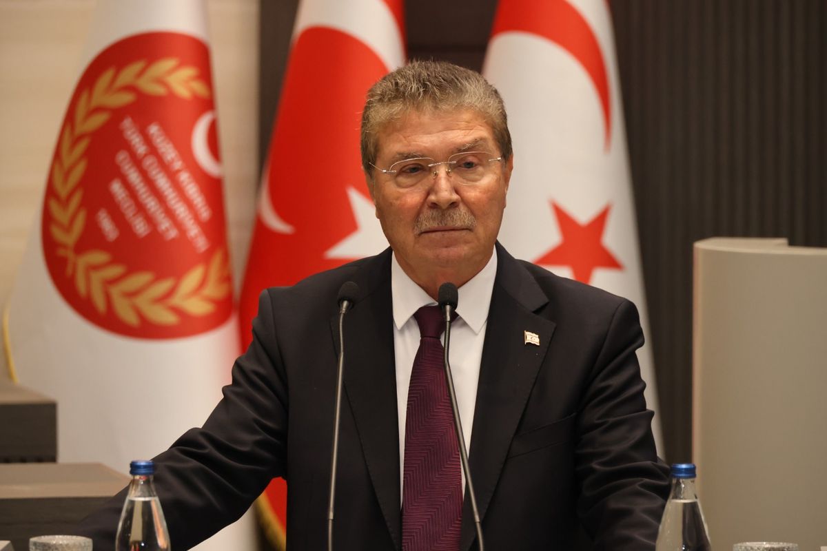 Ünal Üstel: GKRY ile Fransa arasında imzalanan anlaşma tek taraflı bir anlayışın ürünü