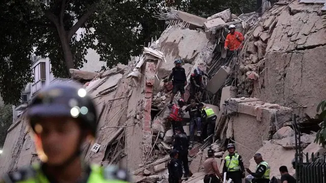 Fotoğraflarla: Venezuela'daki depremlerin yol açtığı yıkım