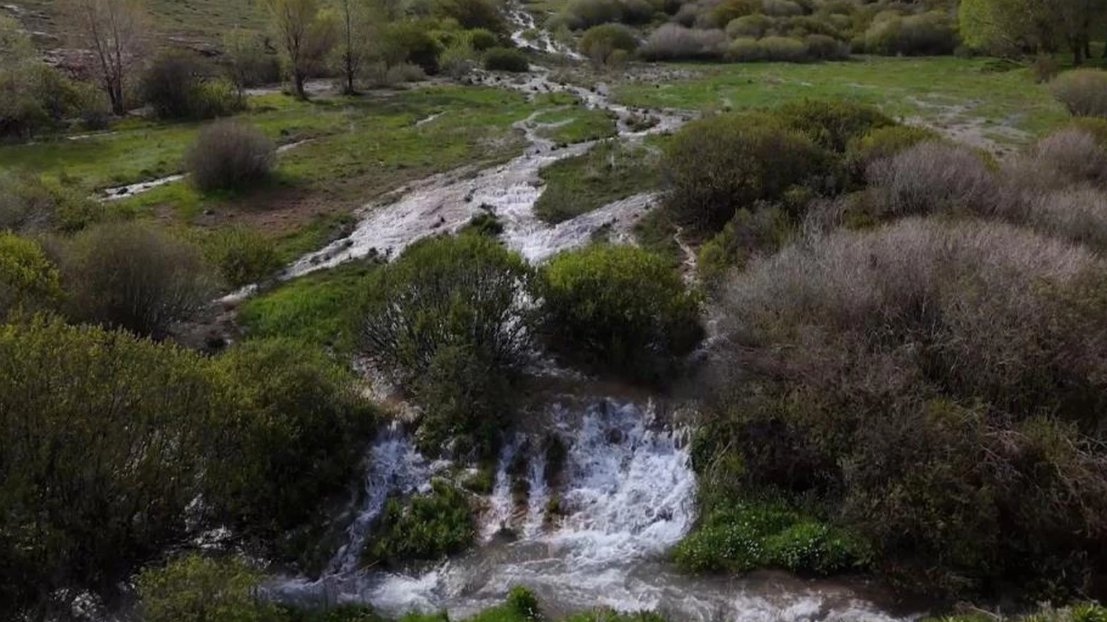 Ağ Nene yeniden uyandı; yılda sadece bir kez akan gizemli su