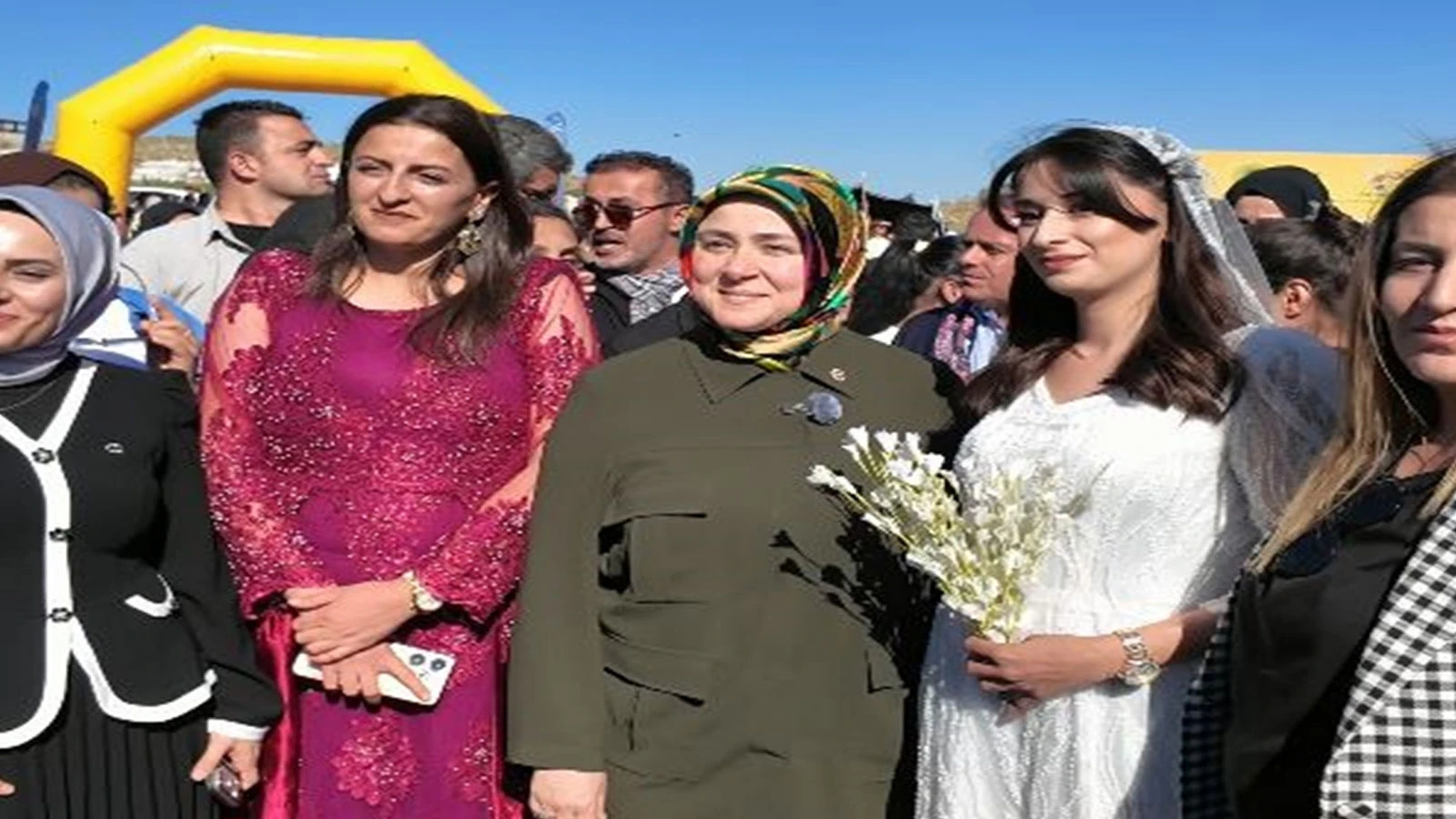 Cumhurbaşkanı Erdoğan, Hakkarili kadınlara seslendi