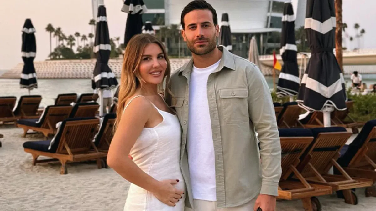 Esra Erol teyze oldu! Eda Erol oğlunu kucağına aldı: Bakın minik bebeğin ismi neymiş...