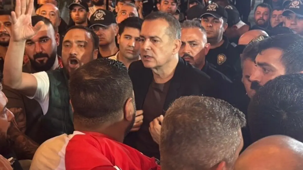 Antalyaspor'un küme düşmesinin ardından başkan çılgına döndü! Fenerbahçe ve Galatasaray'a olay sözler