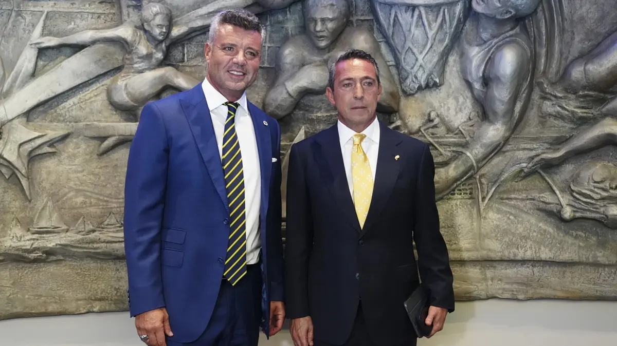 Fenerbahçe'de Ali Koç ve Sadettin Saran ibra edildi