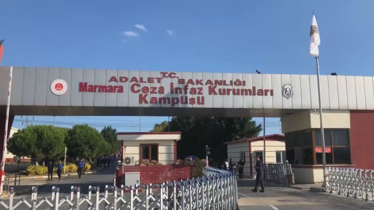 İki kere iki, mor