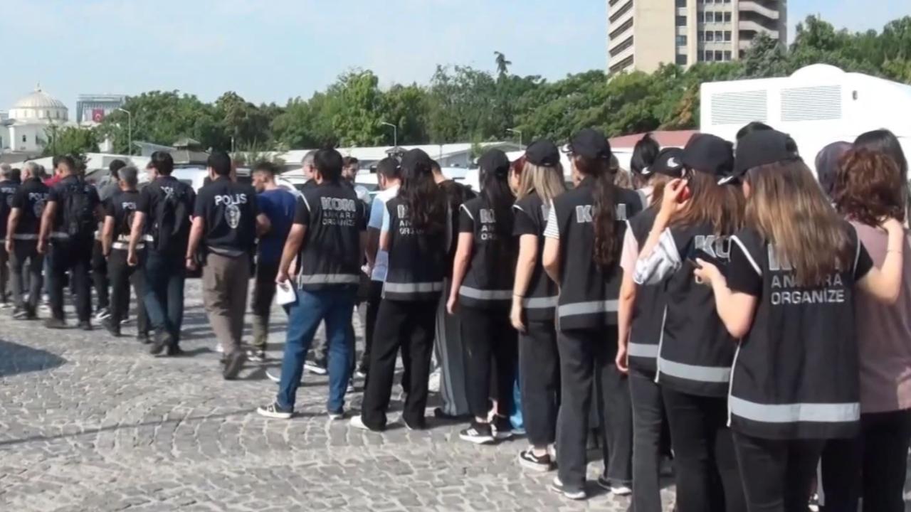 Ankara'da 'yeni nesil' suç örgütlerine operasyon: 55 şüpheli tutuklandı