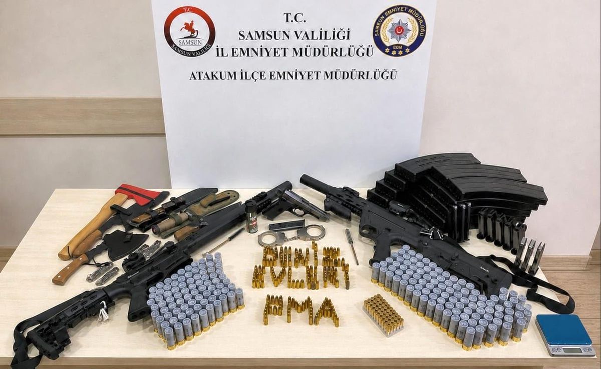 Ruhsatsız silah ve mühimmat ele geçirildi