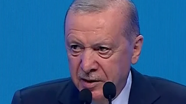Cumhurbaşkanı Erdoğan'dan CHP'ye tepki: Gençleri siyasi ikbal kavgalarına meze yaptırmayacağız