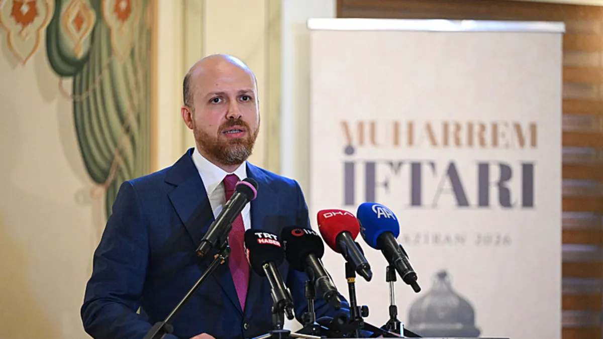 Bilal Erdoğan: Dünyaya umut vadedecek değerleri bu topraklarda yaşatmalıyız
