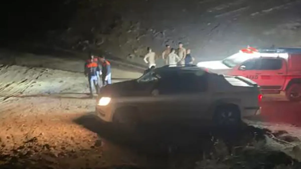 Şırnak'ta 2 mühendis dağda mahsur kaldı: AFAD ekipleri devrede