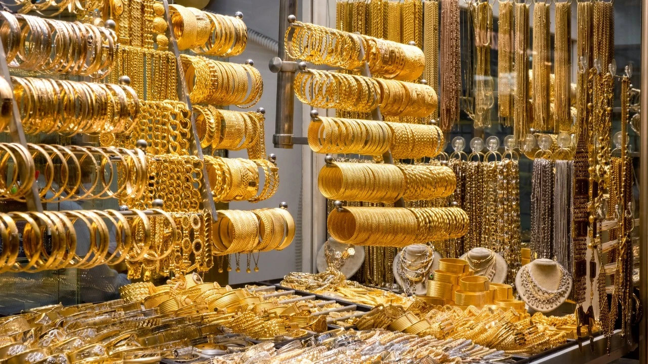 Altın yatırımcıları dikkat: Gram ve ons altında alarm zilleri! Uzmanlar tek nedeni açıkladı