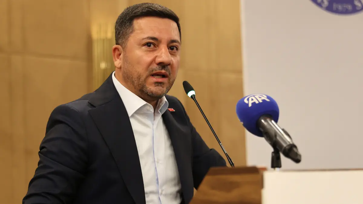 Rozetini Cumhurbaşkanı Erdoğan takacak! Bir belediye başkanı daha AK Parti'ye geçiyor