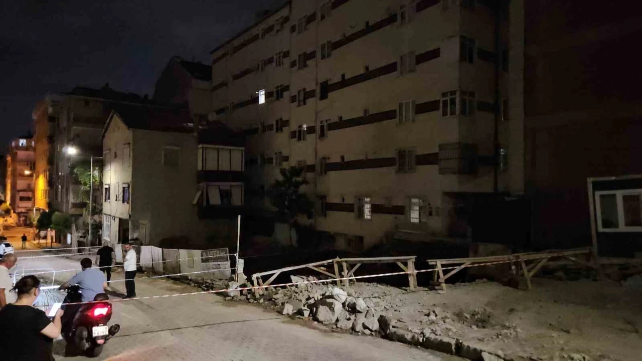 Gece yarısı korku dolu anlar: 7 katlı bina hızlıca tahliye edildi