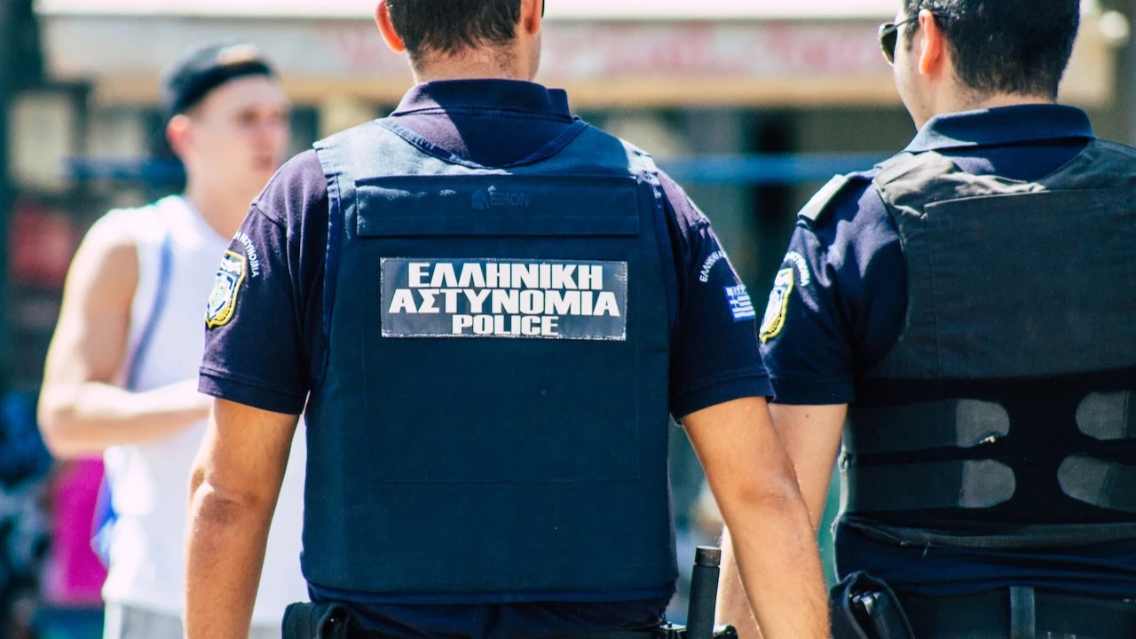 Komşuda polis "dur" ihtarına uymayan otizmle genci öldürdü