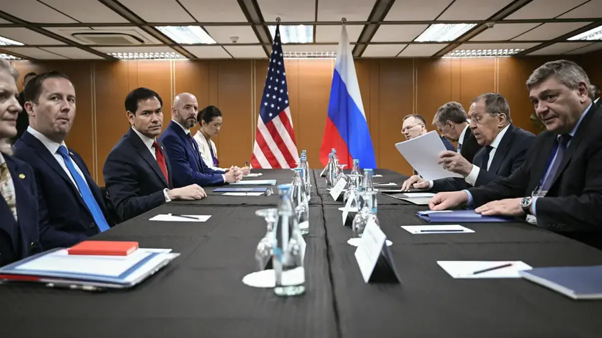 Manila’da kritik temas! Rusya’dan ABD’ye uyarı: “Kabul edilemez”