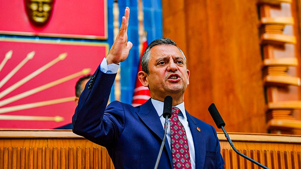 Son Dakika | CHP lideri Özgür Özel partisinin grup toplantısında konuşuyor