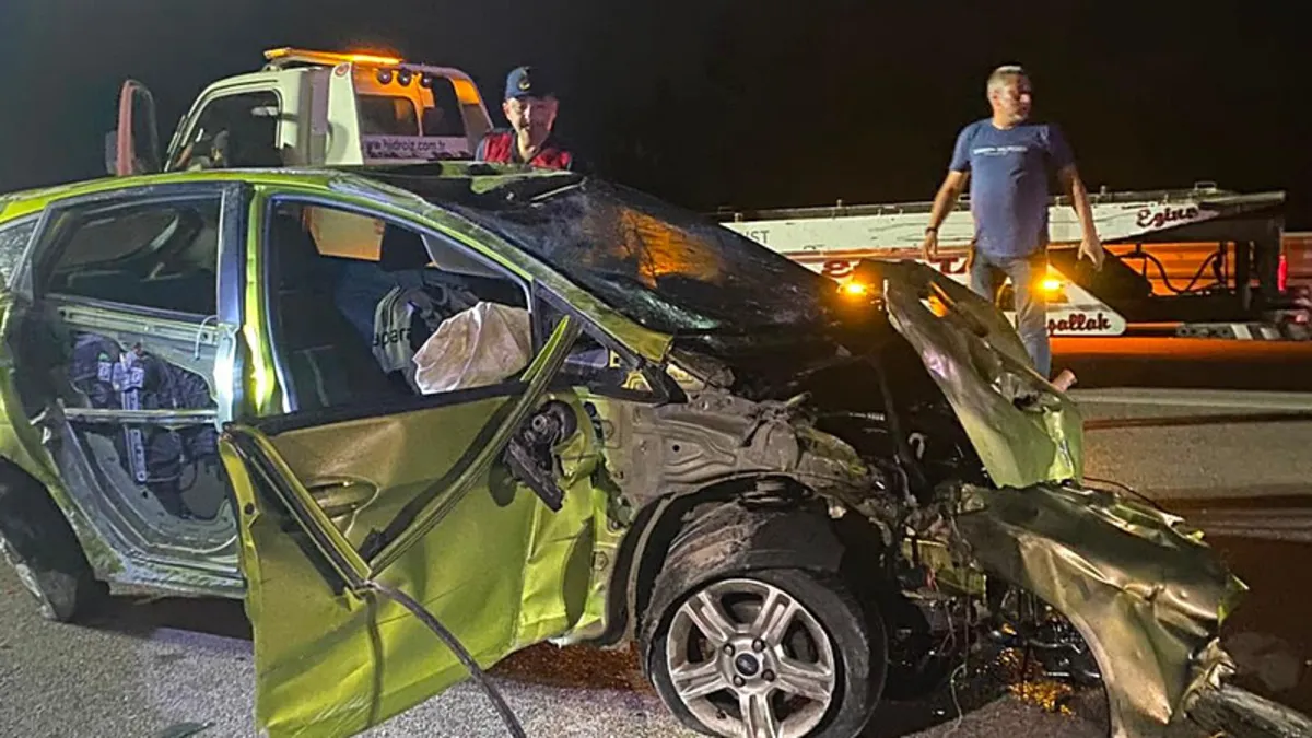 Çanakkale'de takla atan otomobilin sürücüsü hayatını kaybetti