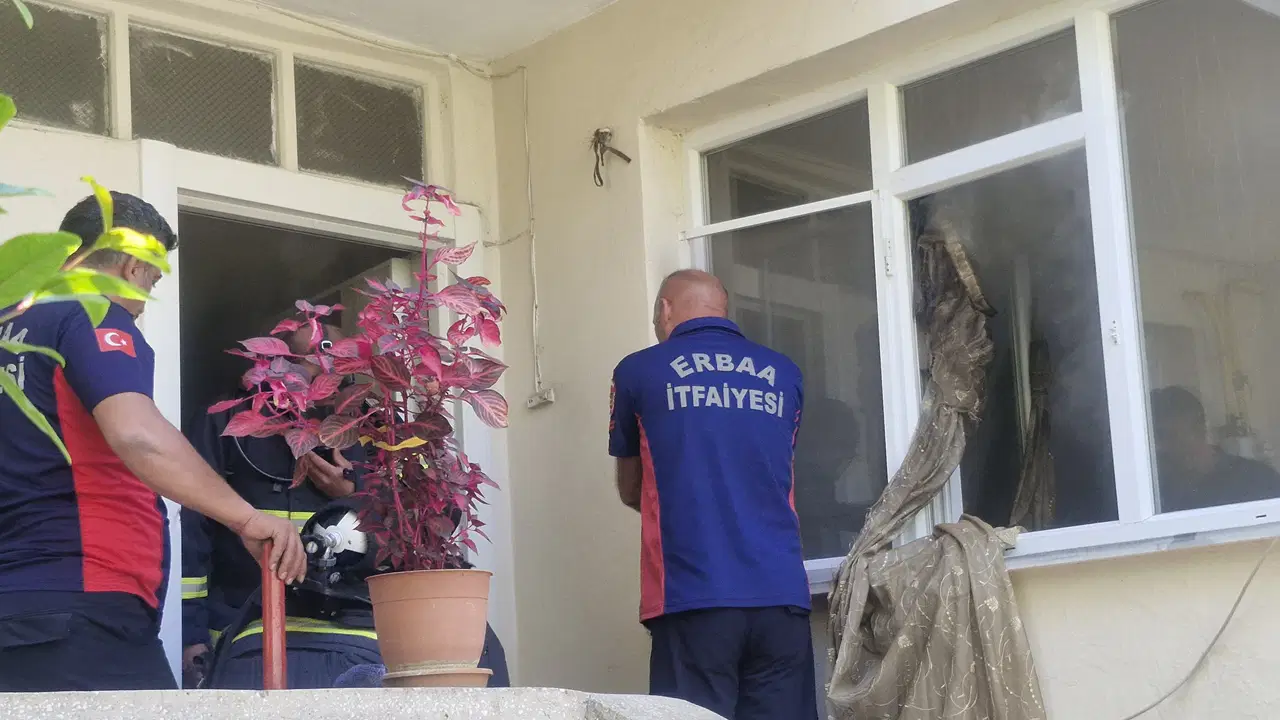 Tokat'ta yangın faciası: Yatalak yaşlı adam hayatını kaybetti