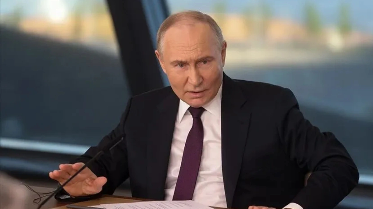 Putin ateşi harlayan imzayı attı: Asker sayısı arttırıldı