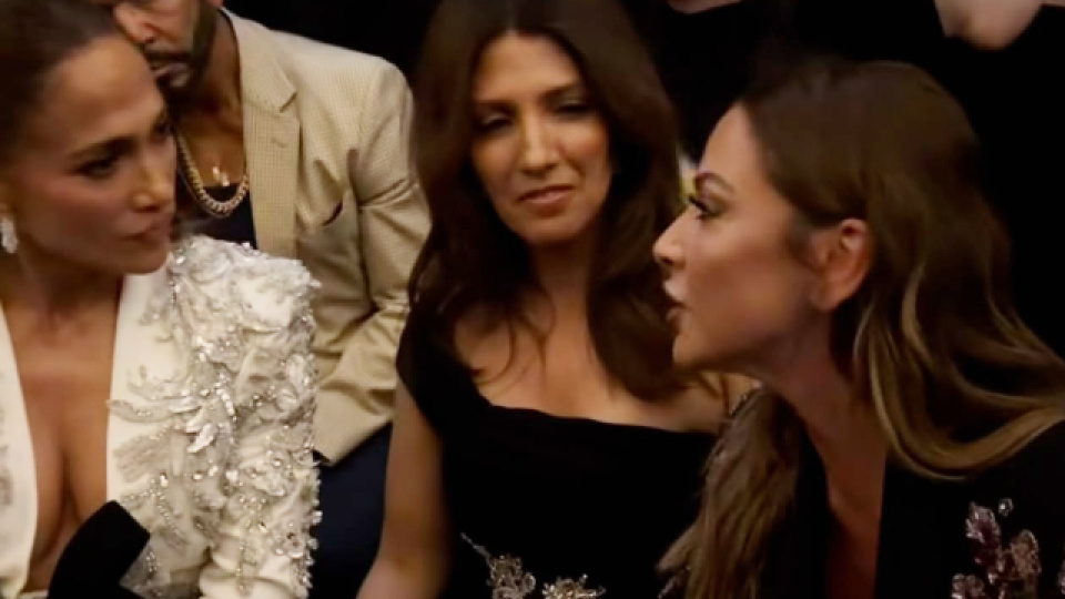 Hadise, Jennifer Lopez ile buluştu