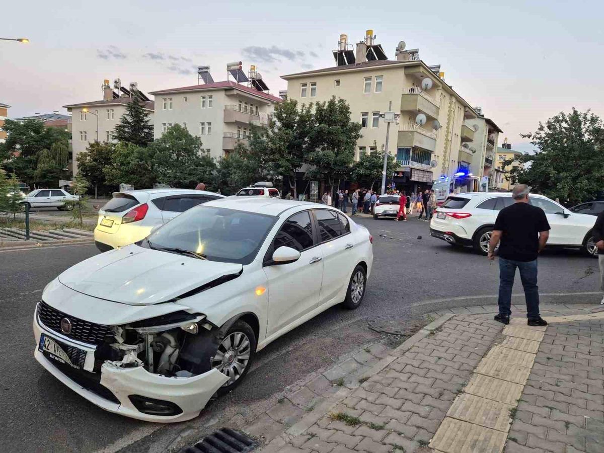 Bingöl'de trafik kazası: 2 yaralı