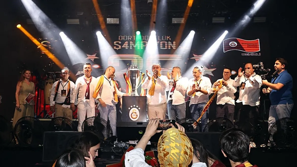 Galatasaray'ın şampiyonluk kupası Denizli'de!