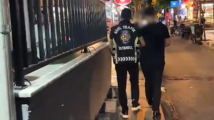 Tartıştığı kişinin aracına saldıran sürücüye 184 bin TL ceza