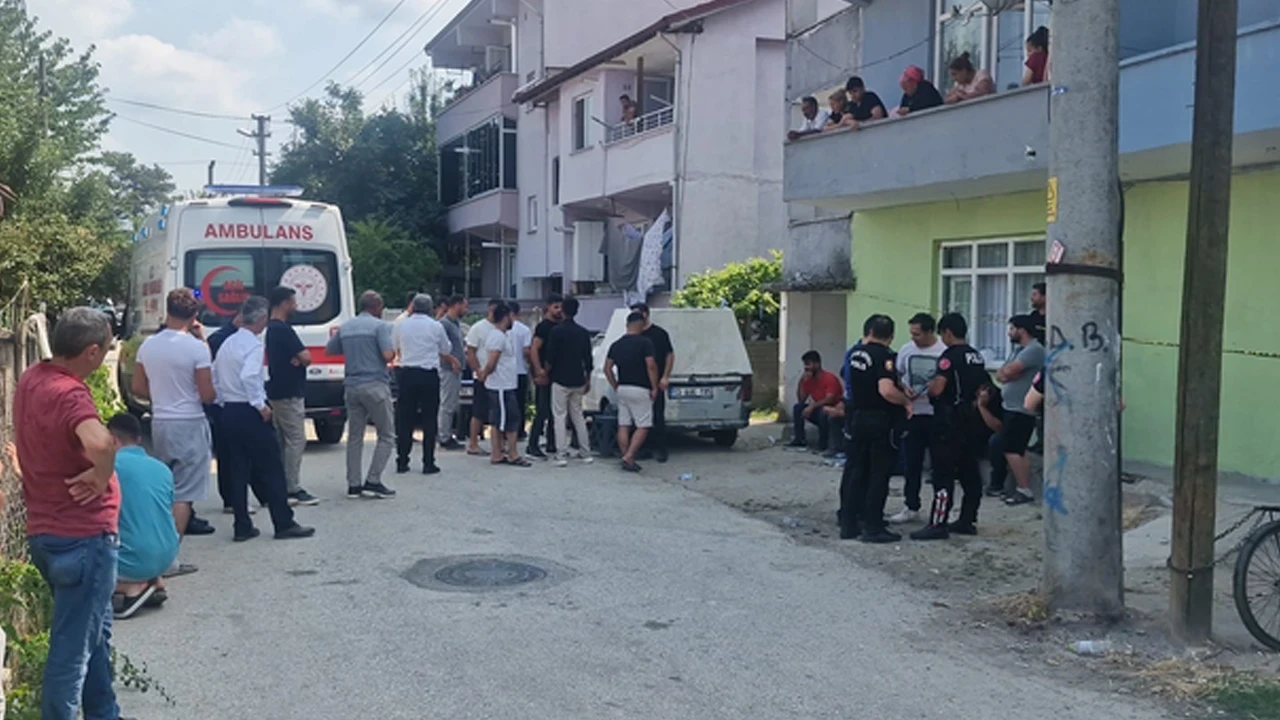 Düzce'de Silahla Vurulan Genç Öldü: 'Kazara Ateş Aldı' İddiası