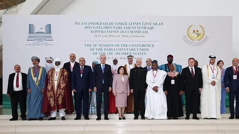 TBMM Başkanı Kurtulmuş, İSİPAB Konferansı'nda aile fotoğrafı çekimine katıldı